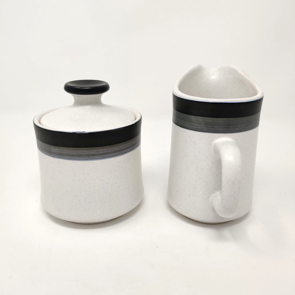 Arrow Stone Black Foot Sugar Bowl and Creamer MCM Stoneware Kasuga Japan 693 - Picture 12 of 16